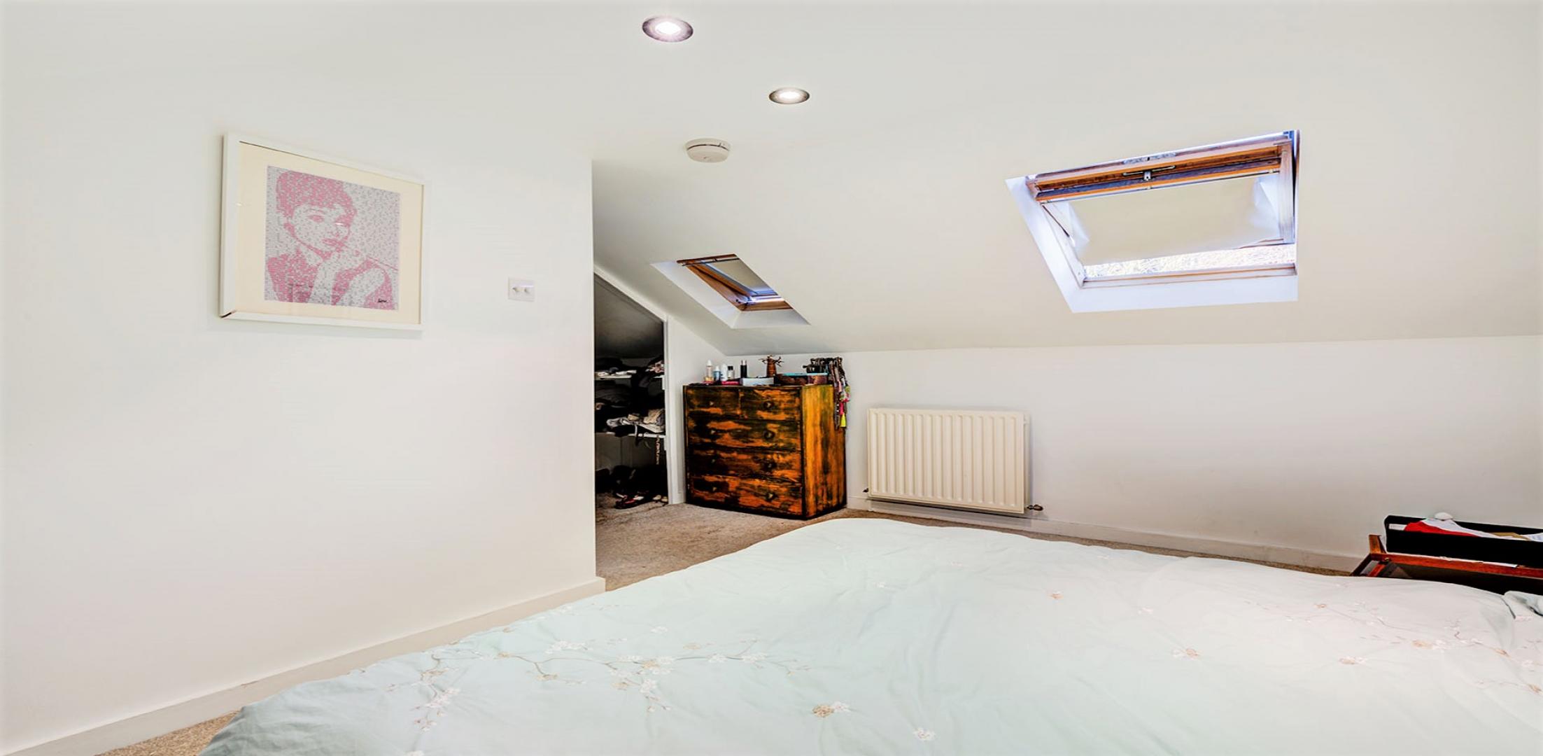 			2 Bedroom, 1 bath, 1 reception Flat			 Tavistock Crescent, PORTOBELLO/WESTBOURNE PARK